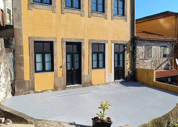 Apartamento Corticeira 2